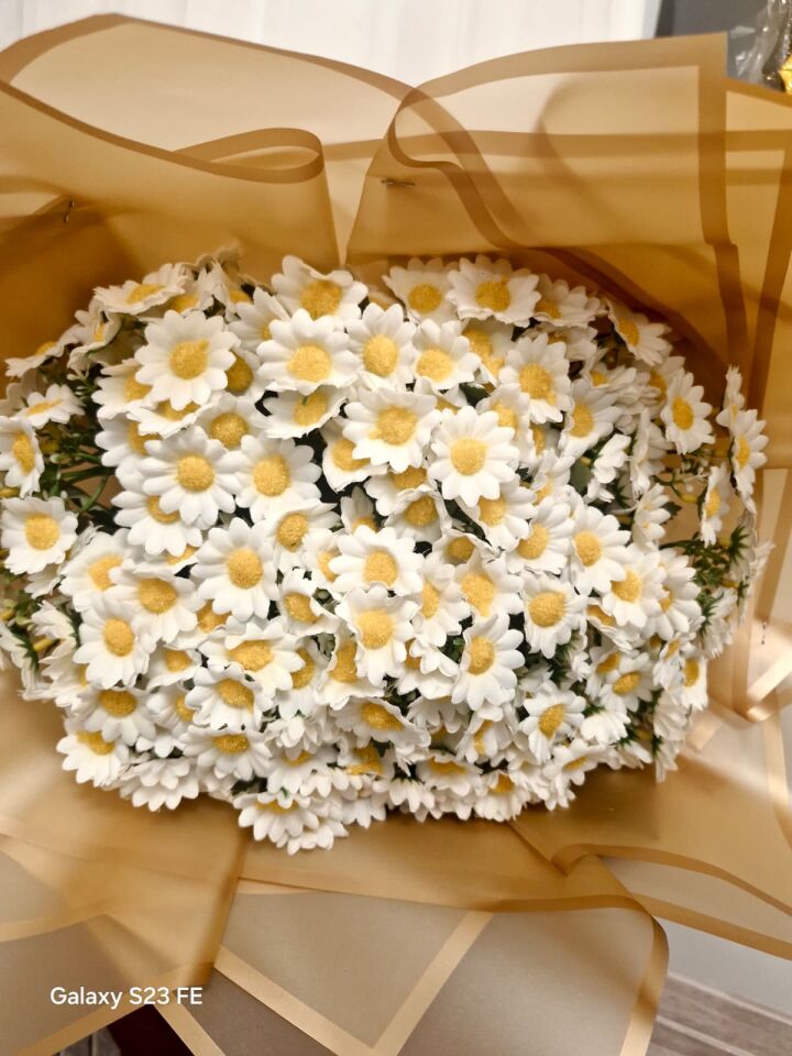 BEYAZ PAPATYA BUKETİ