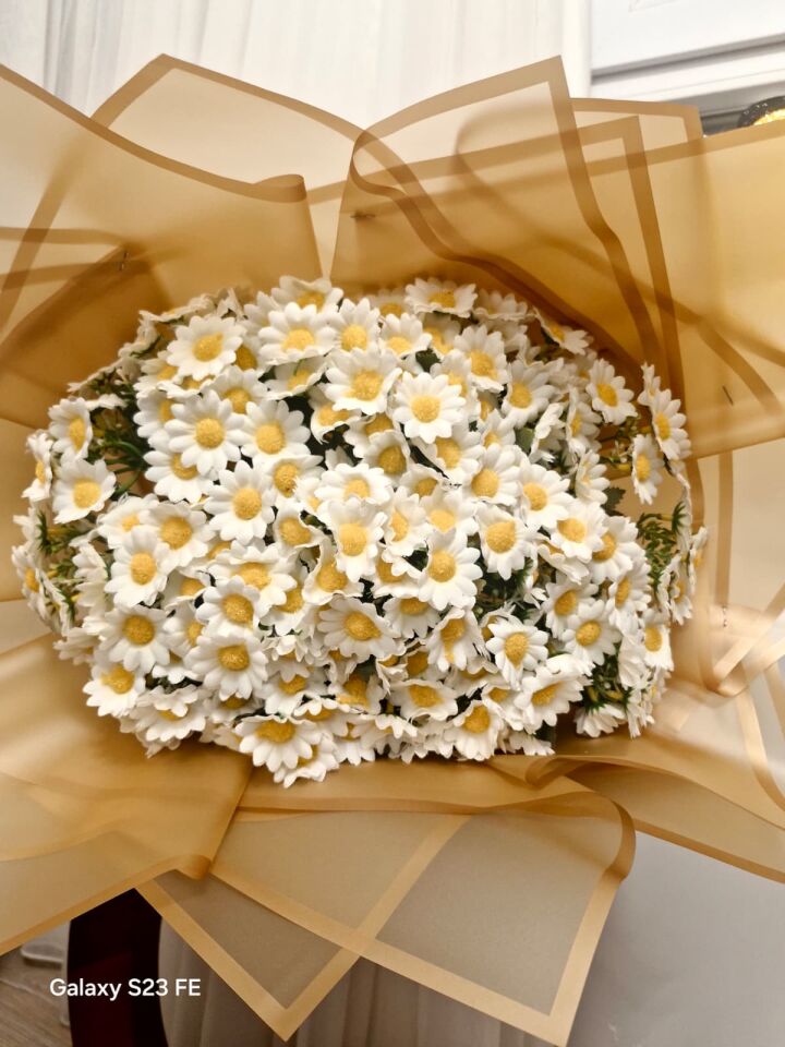BEYAZ PAPATYA BUKETİ