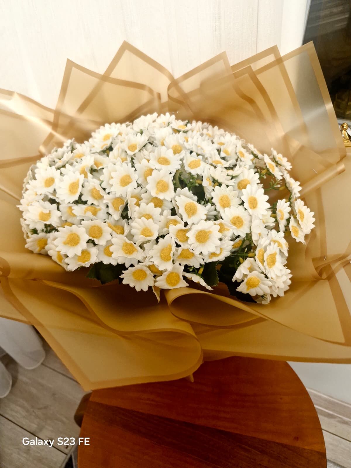 BEYAZ PAPATYA BUKETİ