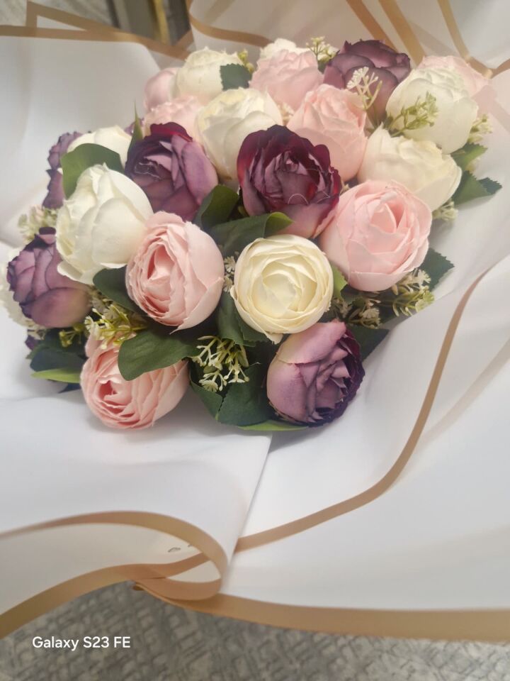 şakayık çiçek buketi 2